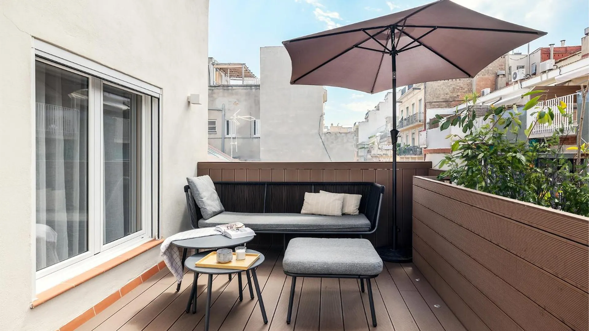 Penthouse With Large Terrace In Gracia Apartment Barcelona